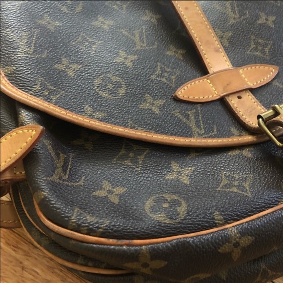 Louis Vuitton Crossbody - Picture 2 of 5